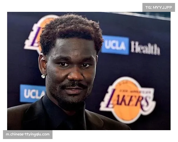 艾顿回应开拓者挑衅:整场比赛他们都在对我喷垃圾话